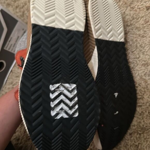 Sorel - Out N About III Conquest Waterproof Boots for Women in Warp Red | 8 - Picture 7 of 7